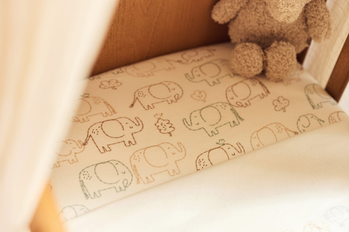 Fitted Sheet Jersey 60x120cm Elephant Tales